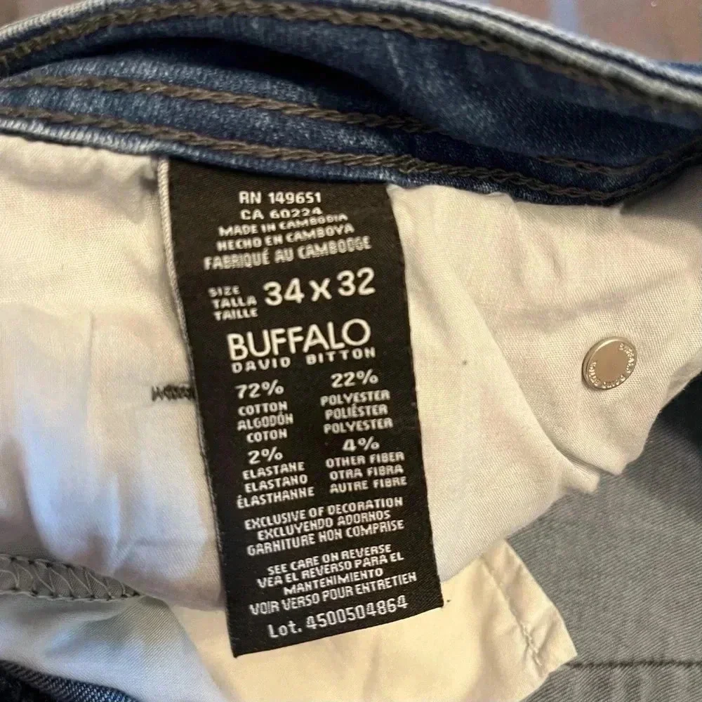 Buffalo David Bitton straight leg men's jeans size 34 X 32 in EUC RN149651